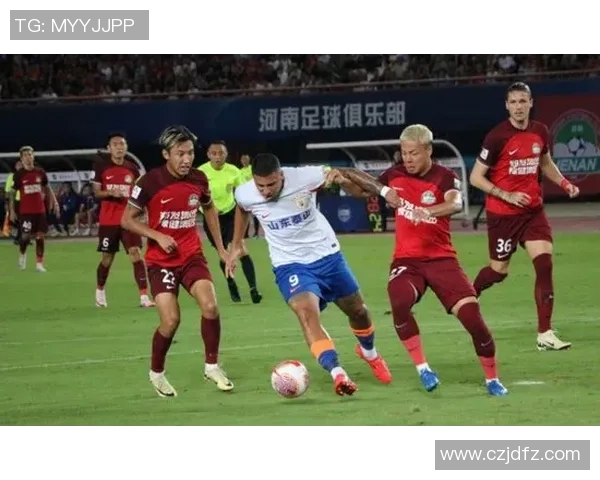 西安足球队在钻石联赛中的团队协作表现分析与点评